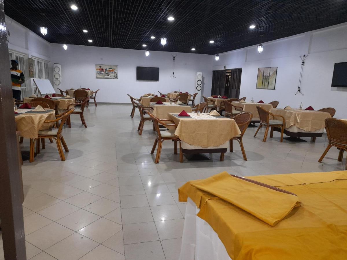 Lungi Airport Hotels Tulun エクステリア 写真