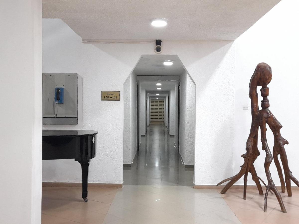 Lungi Airport Hotels Tulun エクステリア 写真