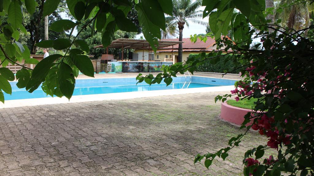 Lungi Airport Hotels Tulun エクステリア 写真