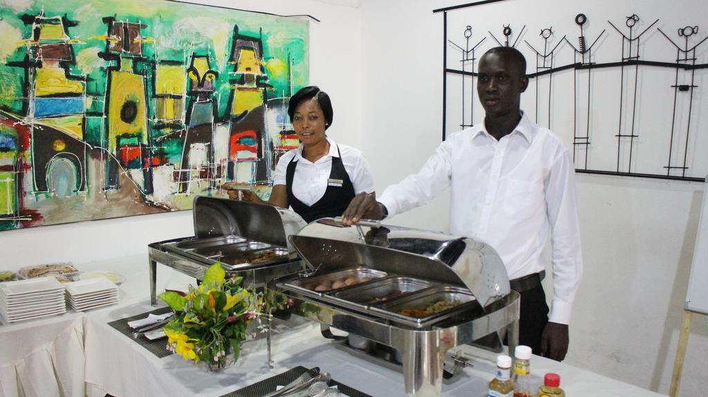Lungi Airport Hotels Tulun エクステリア 写真