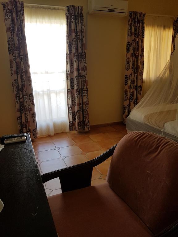 Lungi Airport Hotels Tulun エクステリア 写真