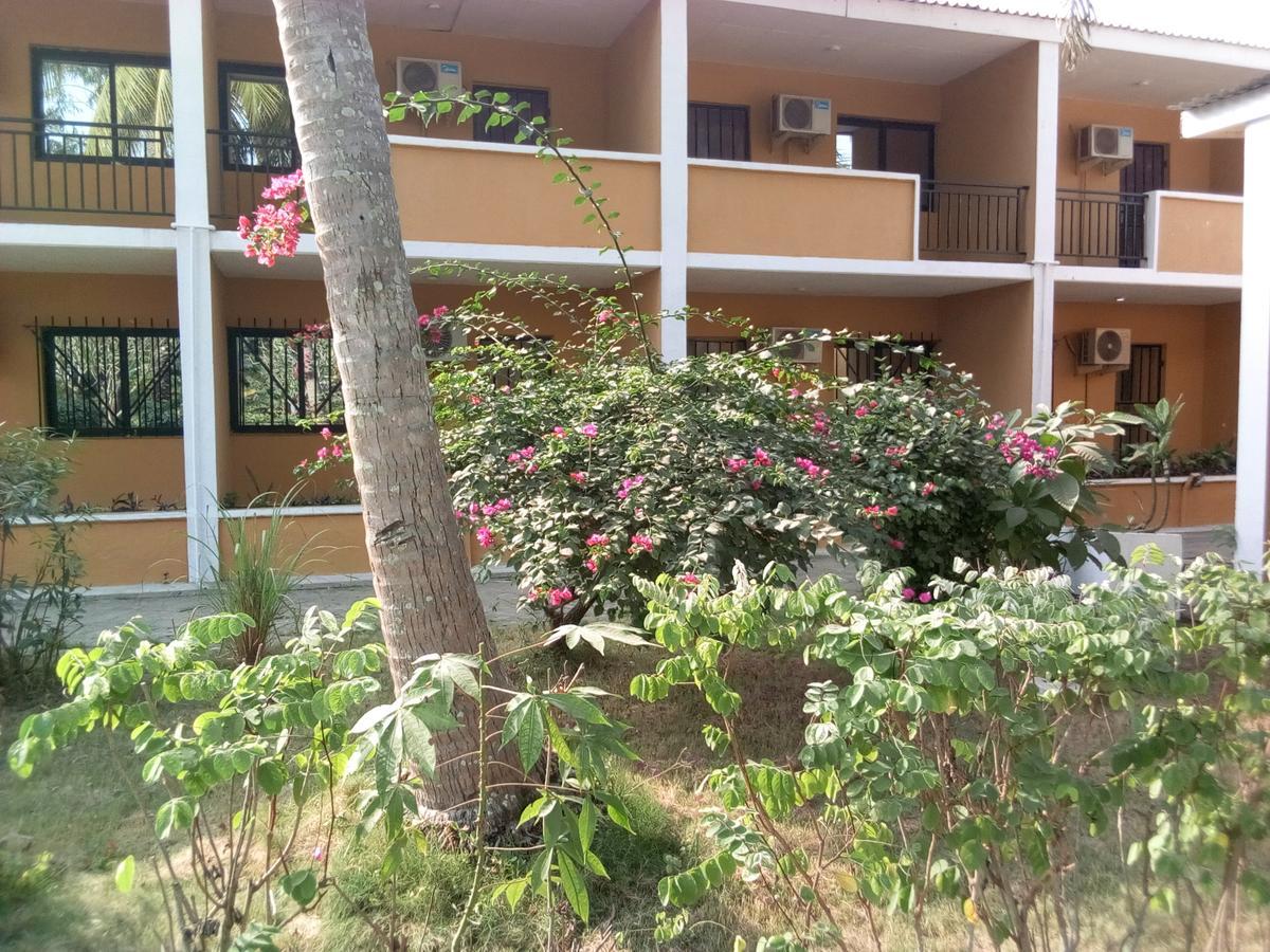 Lungi Airport Hotels Tulun エクステリア 写真